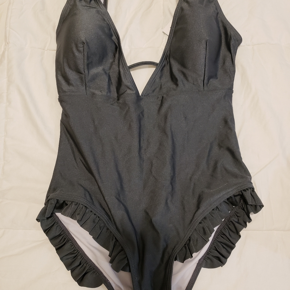 Cupshe gray one piece bathing suit